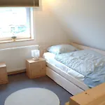 Yalet 2 Vlakbij Willingen Apartman