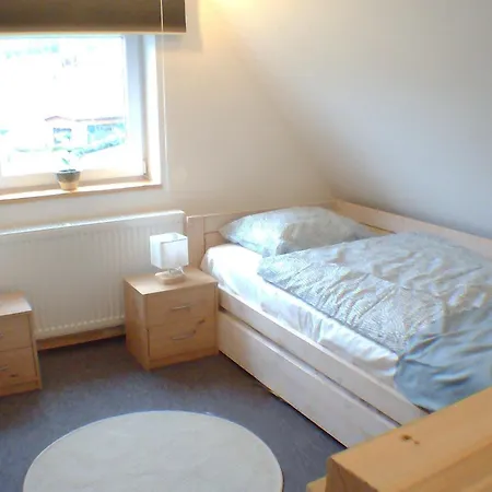 Yalet 2 Vlakbij Willingen Apartment