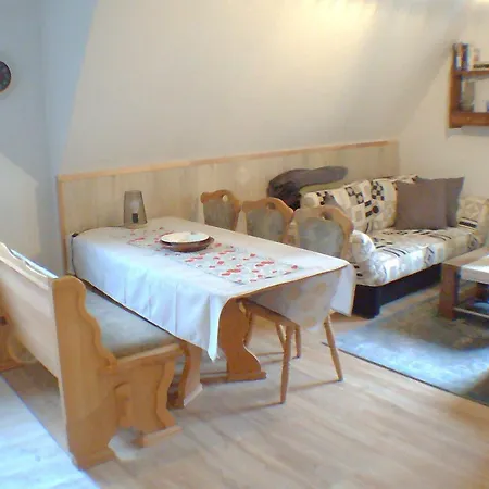 Yalet 2 Vlakbij Willingen