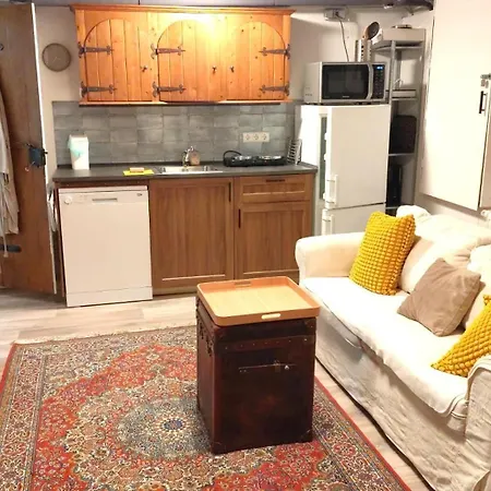 Yalet 2 Vlakbij Willingen Brilon-Wald