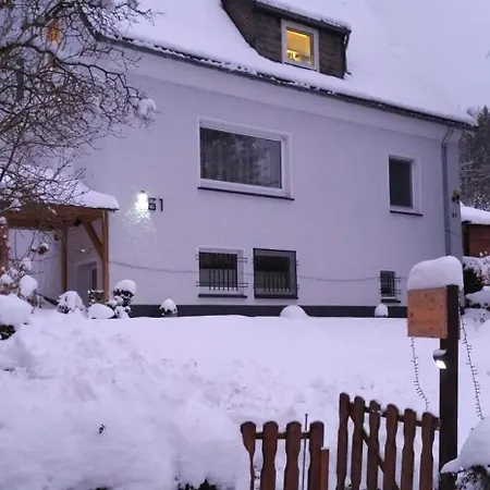 Yalet 2 Vlakbij Willingen Apartment