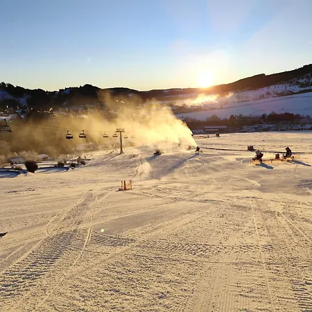 Yalet 2 Vlakbij Willingen *