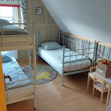 Yalet 2 Vlakbij Willingen Brilon-Wald