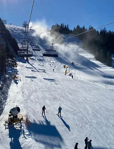 Yalet 2 Vlakbij Willingen * Brilon-Wald